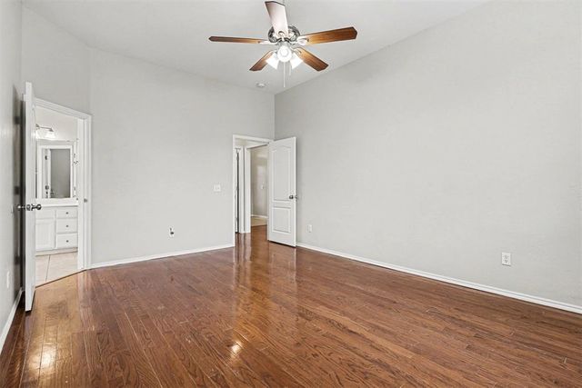 4005 Notting Hill Drive, Moore, OK 73160