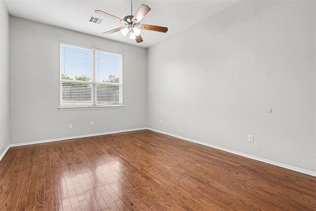 4005 Notting Hill Drive, Moore, OK 73160