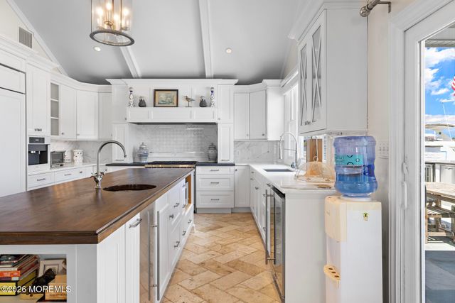 120 Dickman Drive, Lavallette, NJ 08735