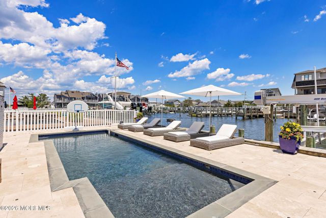 120 Dickman Drive, Lavallette, NJ 08735