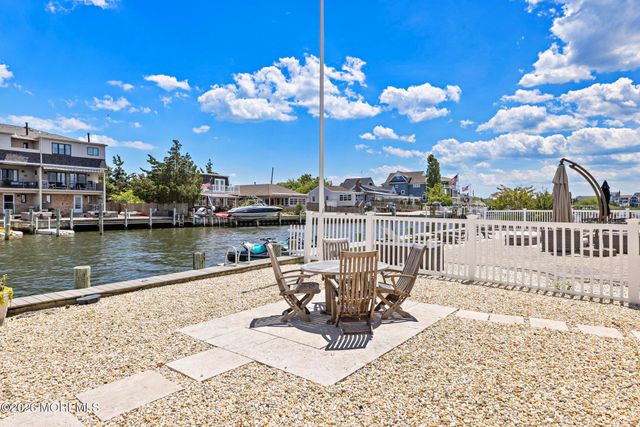 120 Dickman Drive, Lavallette, NJ 08735