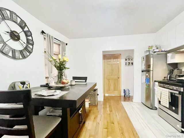 1805 Mulford Avenue, Bronx, NY 10461