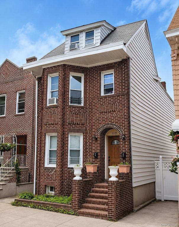 1805 Mulford Avenue, Bronx, NY 10461