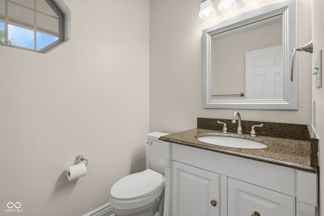 695 Stone Lane, Avon, IN 46123