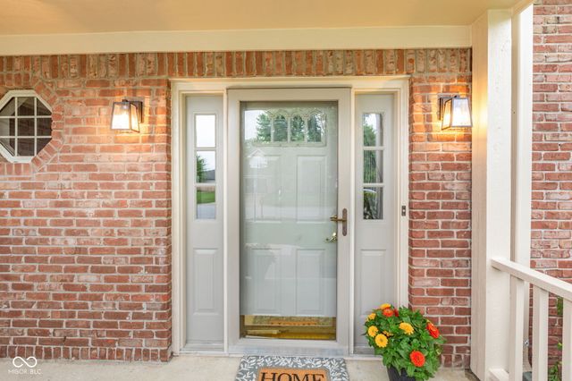 695 Stone Lane, Avon, IN 46123