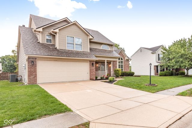 695 Stone Lane, Avon, IN 46123