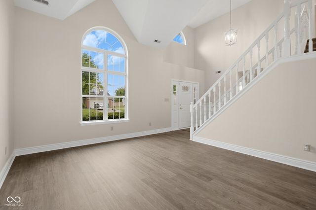 695 Stone Lane, Avon, IN 46123
