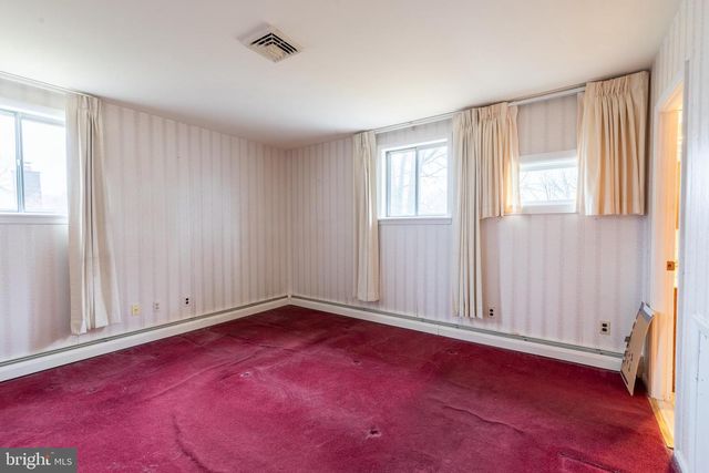 538 PARMENTIER RD, Warminster, PA 18974