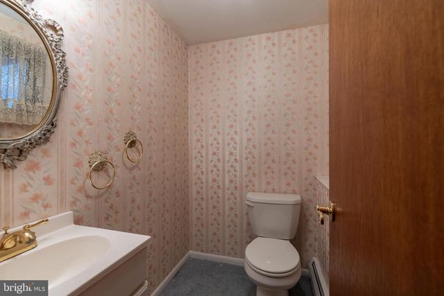 538 PARMENTIER RD, Warminster, PA 18974