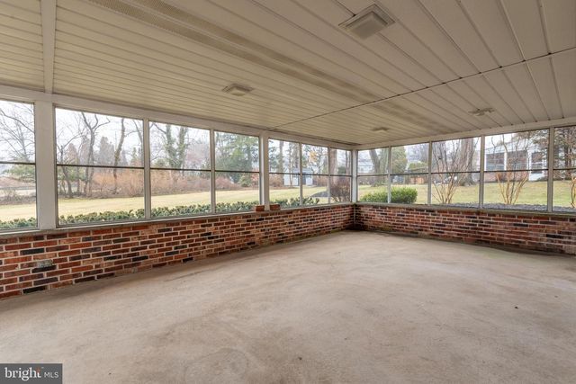 538 PARMENTIER RD, Warminster, PA 18974