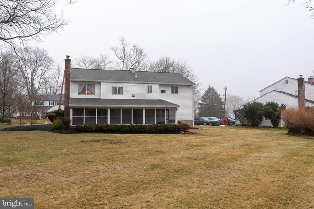 538 PARMENTIER RD, Warminster, PA 18974