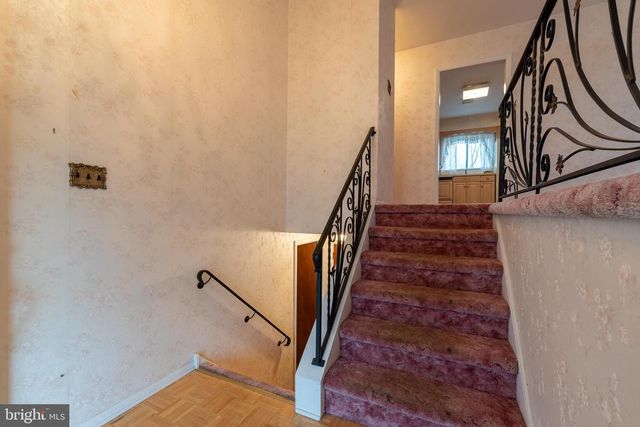 538 PARMENTIER RD, Warminster, PA 18974