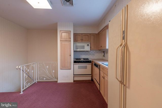 538 PARMENTIER RD, Warminster, PA 18974