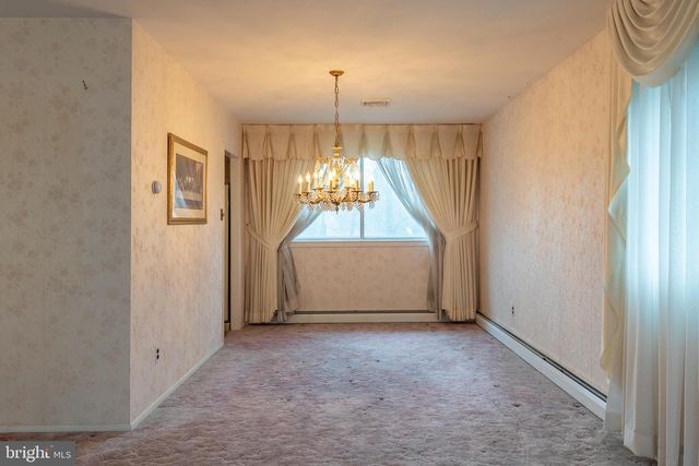 538 PARMENTIER RD, Warminster, PA 18974