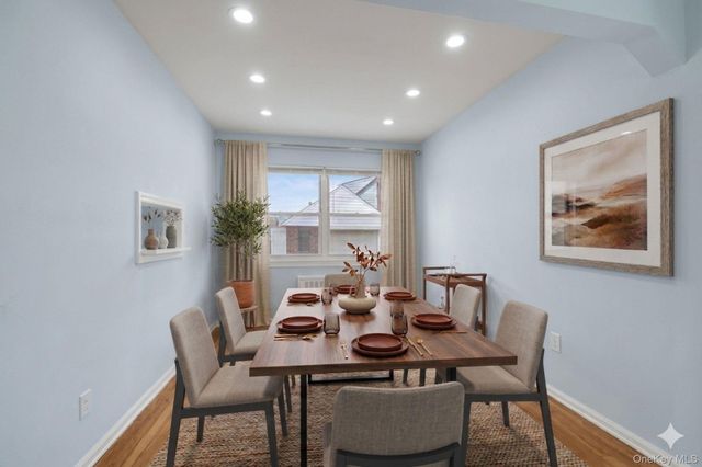 382 Old Country Road, Mineola, NY 11501