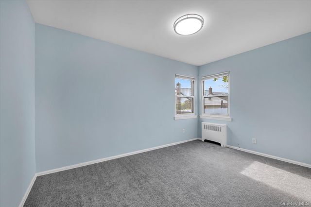 382 Old Country Road, Mineola, NY 11501