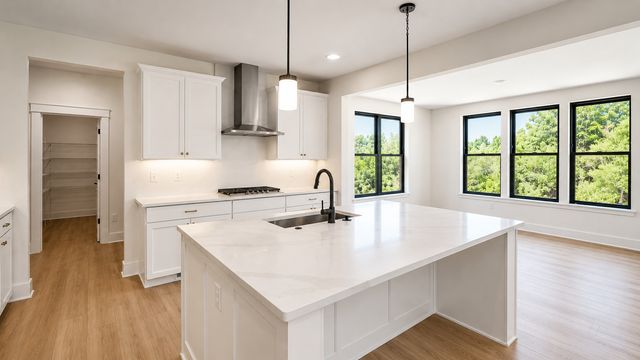 25W606 Jewell Road, Wheaton, IL 60187