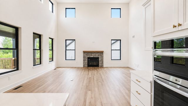 25W606 Jewell Road, Wheaton, IL 60187