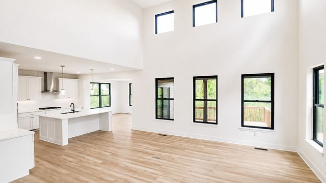 25W606 Jewell Road, Wheaton, IL 60187