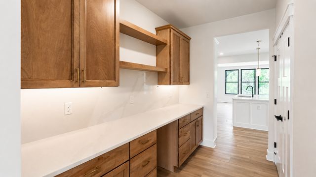 25W606 Jewell Road, Wheaton, IL 60187
