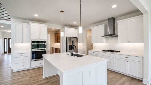 25W606 Jewell Road, Wheaton, IL 60187