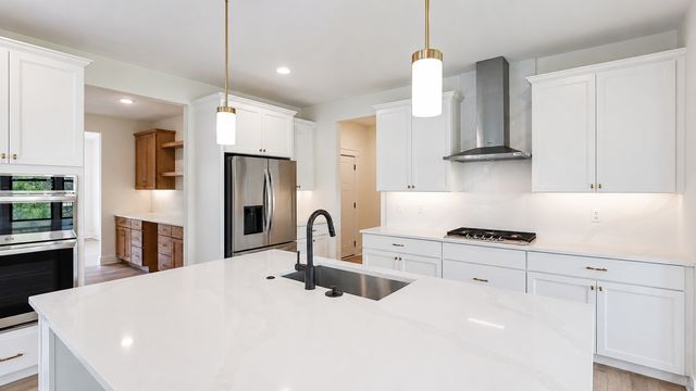 25W606 Jewell Road, Wheaton, IL 60187