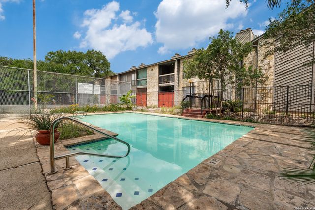 3843 Barrington St Apt 174T, San Antonio, TX 78217