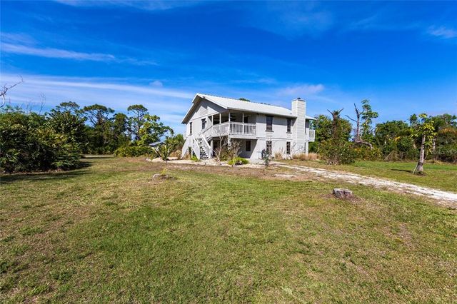 8677 WHISPERING PINES DRIVE, St James City, FL 33956