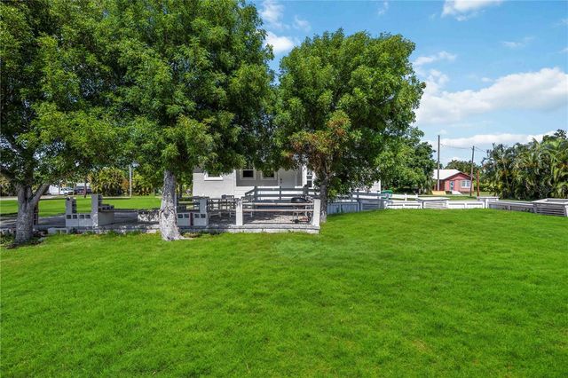 815 SOLONA LOOP, Punta Gorda, FL 33950