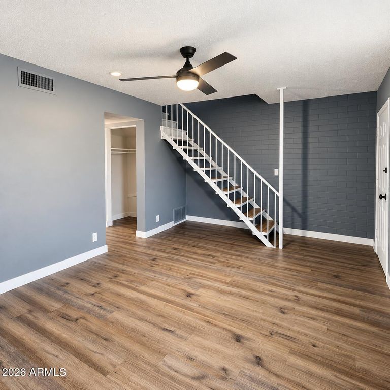 2551 W BERRIDGE Lane D6, Phoenix, AZ 85017 — photo 3