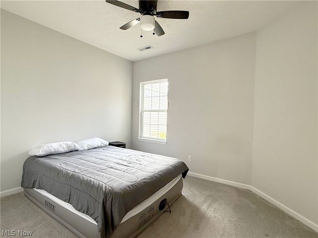 208 Silver Spring Circle, Elyria, OH 44035
