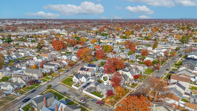 60 Montauk Avenue, Merrick, NY 11566