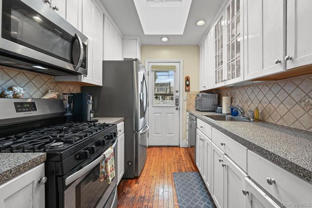 60 Montauk Avenue, Merrick, NY 11566