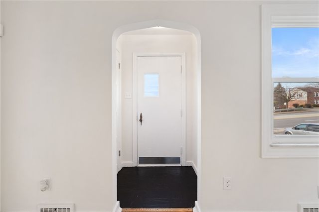 1761 Bower Hill Rd, Scott Twp, PA 15243