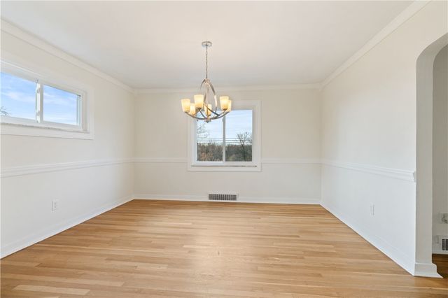 1761 Bower Hill Rd, Scott Twp, PA 15243