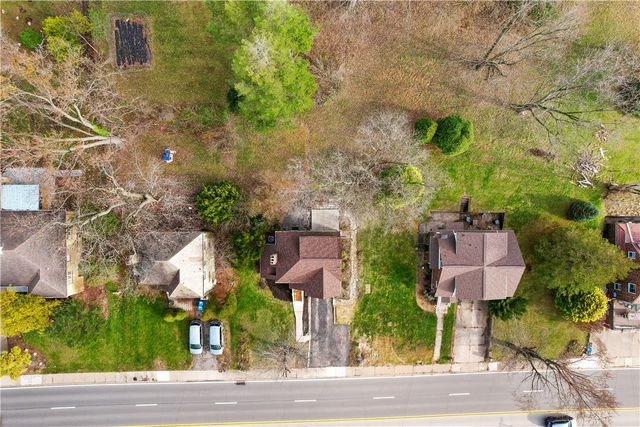 1761 Bower Hill Rd, Scott Twp, PA 15243