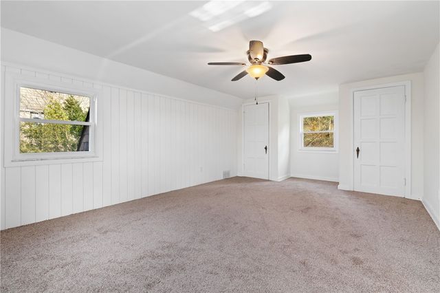 1761 Bower Hill Rd, Scott Twp, PA 15243