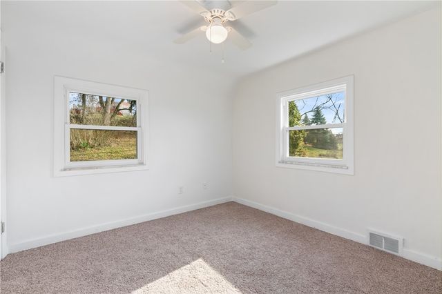 1761 Bower Hill Rd, Scott Twp, PA 15243