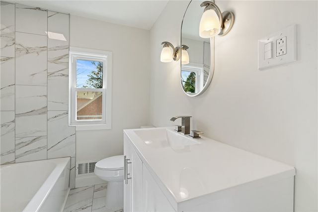 1761 Bower Hill Rd, Scott Twp, PA 15243