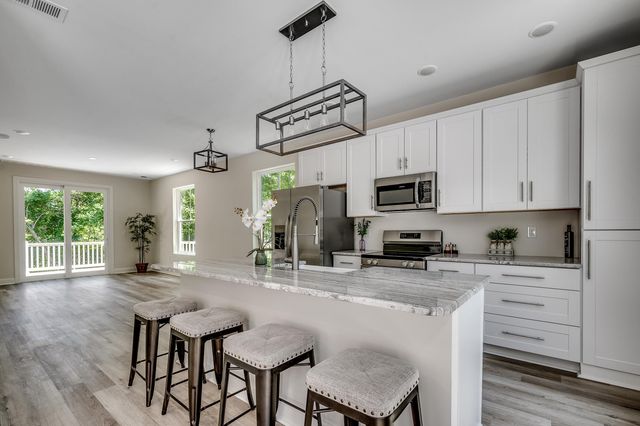 1673 Carriage Ln., Little River, SC 29566