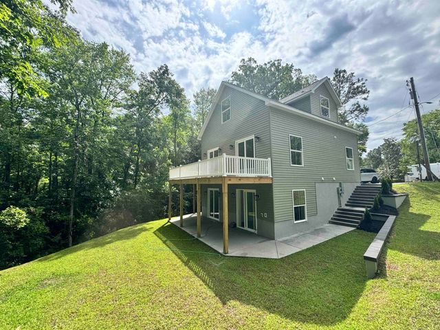 1673 Carriage Ln., Little River, SC 29566