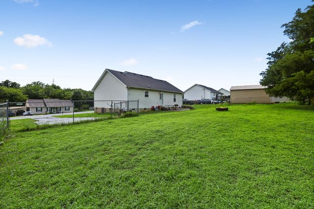 1131 Dodson Dr, Lewisburg, TN 37091