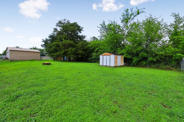 1131 Dodson Dr, Lewisburg, TN 37091