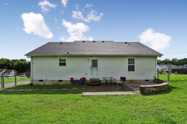 1131 Dodson Dr, Lewisburg, TN 37091