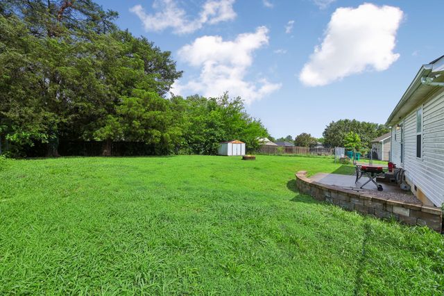 1131 Dodson Dr, Lewisburg, TN 37091