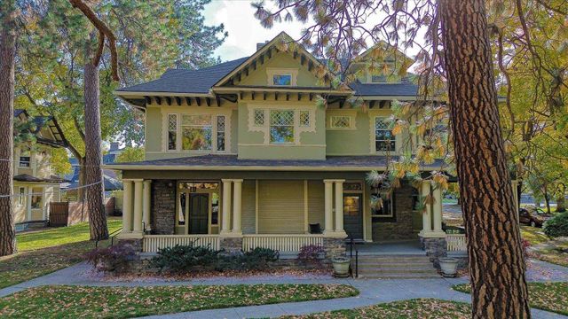 2425 W Pacific Ave, Spokane, WA 99201