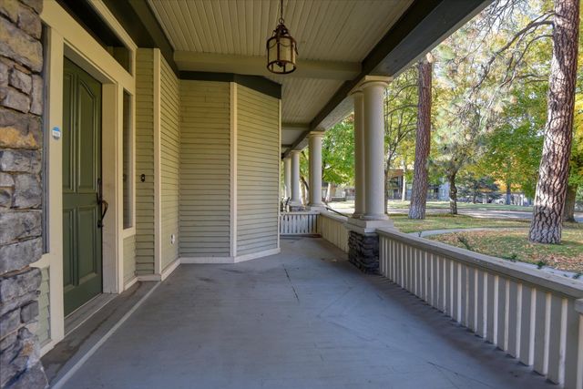 2425 W Pacific Ave, Spokane, WA 99201