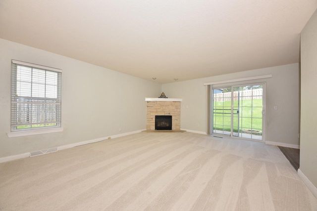 1125 White Sands COURT, West Bend, WI 53090