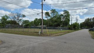 2711 Bois D Arc, Waller, TX 77484