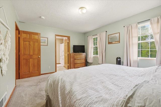 749 Country Club Drive, Howard, OH 43028